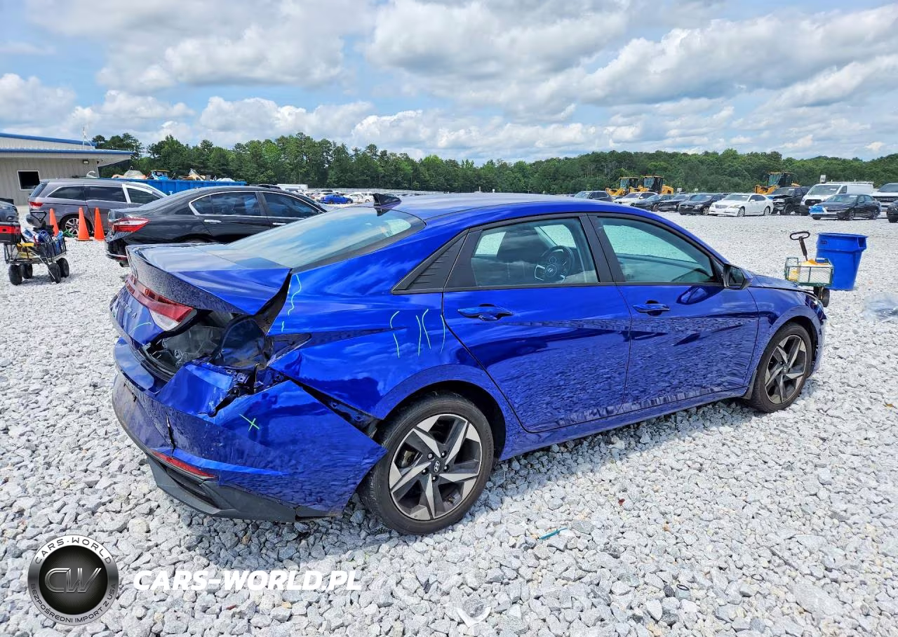 2023 Hyundai Elantra Sel VIN:KMHLS4AG6PU484099 - 3