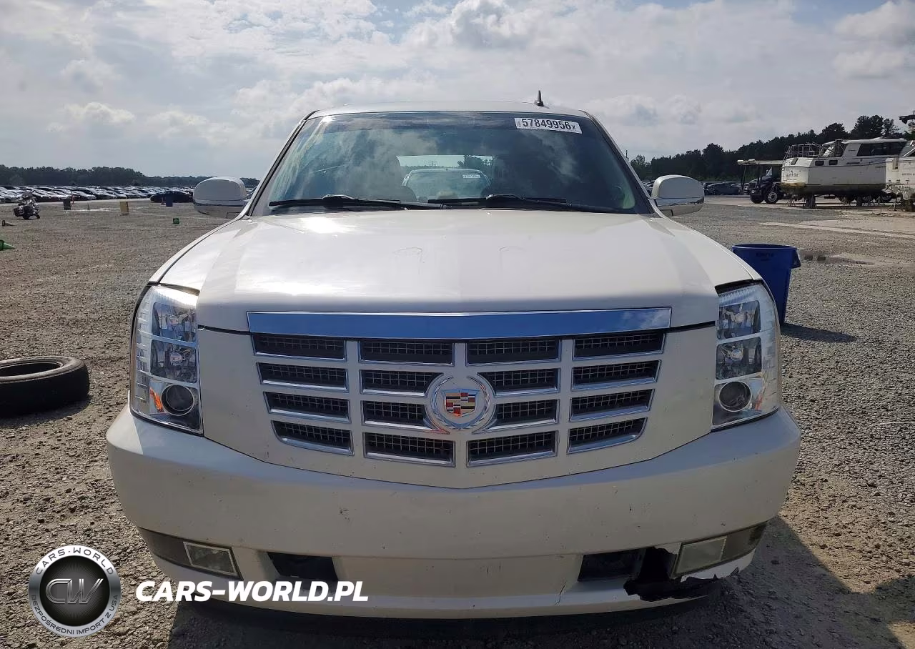 2012 Cadillac Escalade Luxury VIN:1GYS3BEF3CR321291 - 5