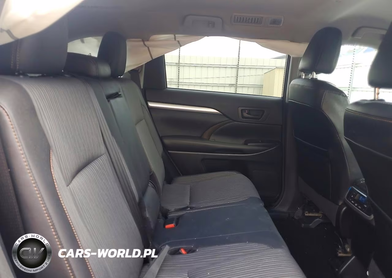 2016 Toyota Highlander Le Plus VIN:5TDBKRFH7GS314336 - 11