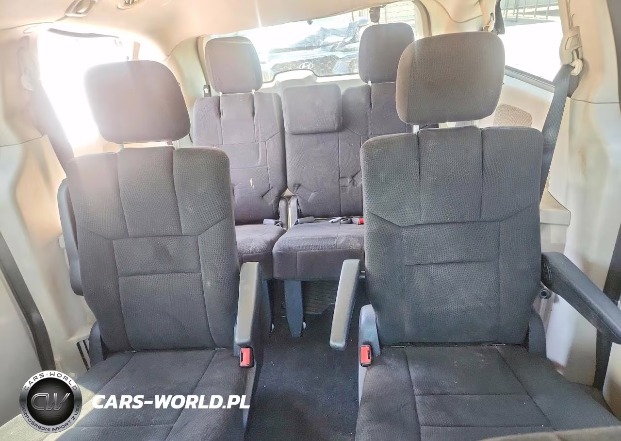 2011 Dodge Grand Caravan Express VIN:2D4RN4DG9BR795522 - 10