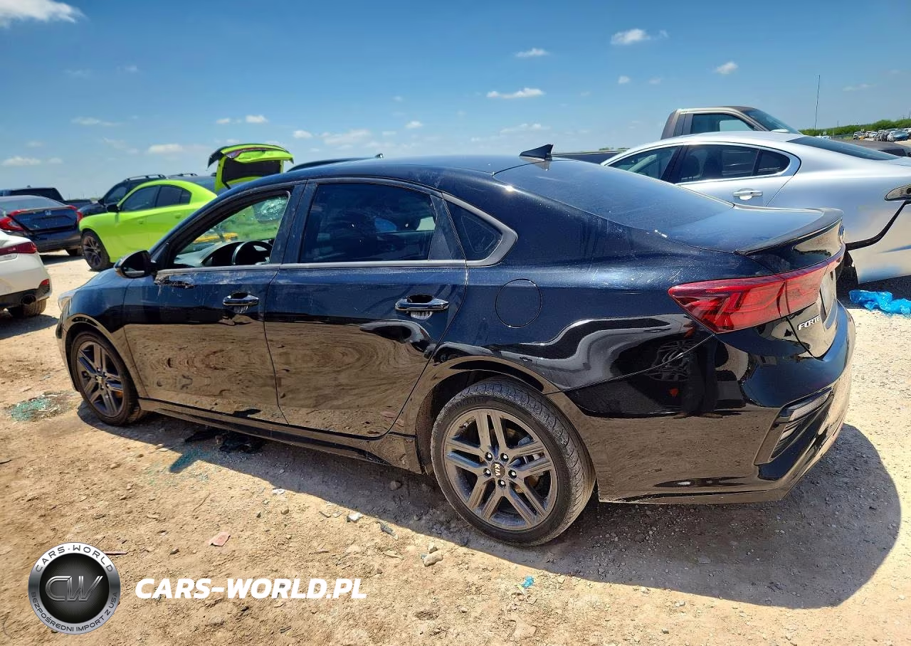 2021 Kia Forte Gt Line VIN:3KPF34AD1ME271902 - 2