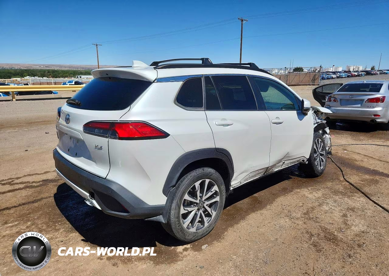 2023 Toyota Corolla Cross Xle VIN:7MUDAAAG0PV054346 - 3