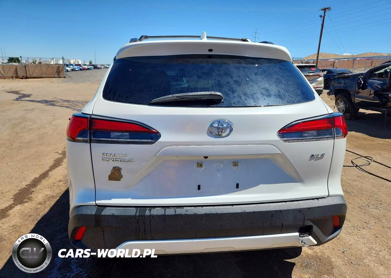 2023 Toyota Corolla Cross Xle VIN:7MUDAAAG0PV054346 - 6