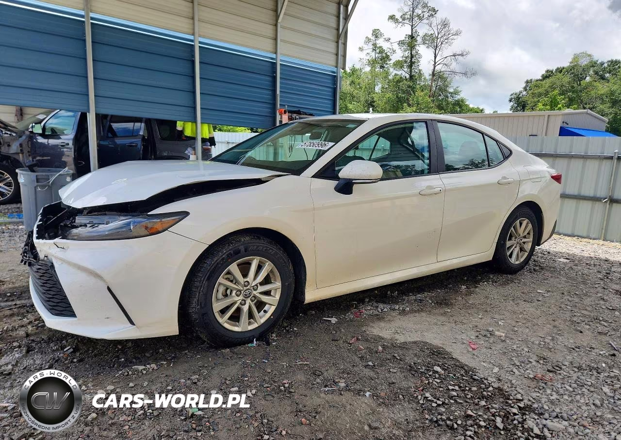 2025 Toyota Camry – zdjęcie 1 z 12