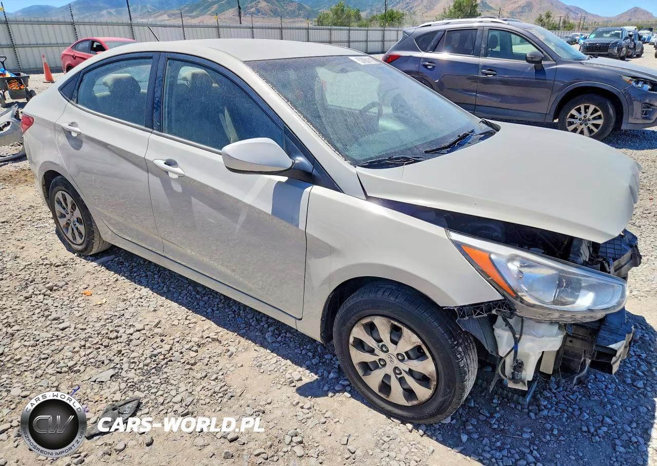 2016 Hyundai Accent Se VIN:KMHCT4AE6GU982685 - 4