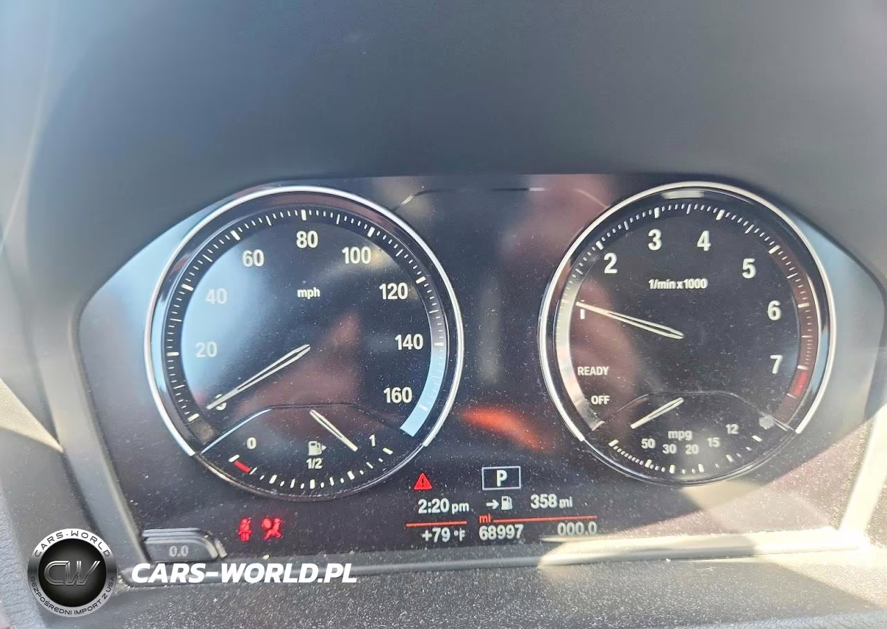 2018 BMW X1 xDrive28I VIN:WBXHT3C31J5L27502 - 9