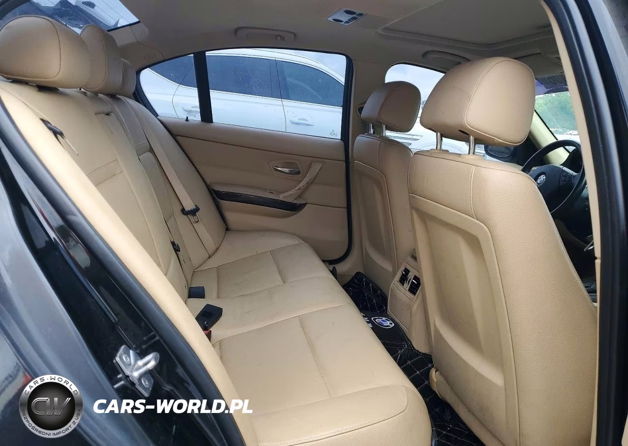 2011 BMW 328 Xi VIN:WBAPK7C5XBA820895 - 10