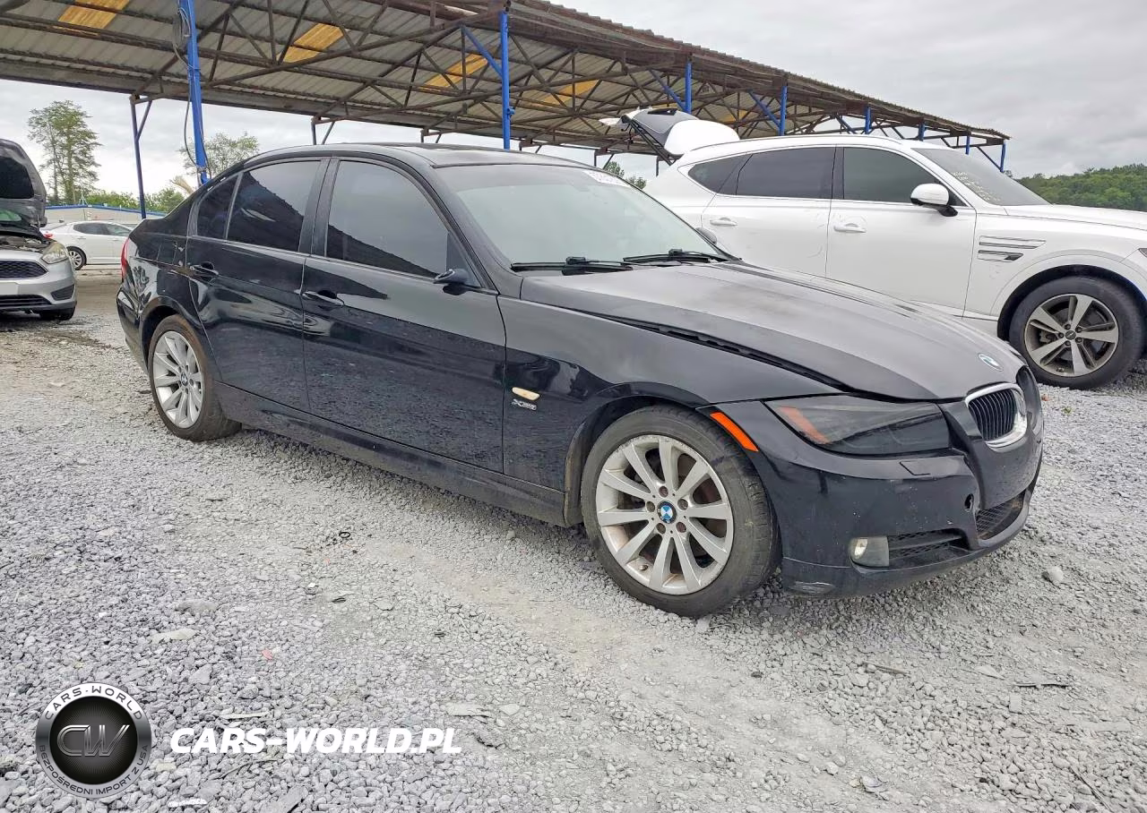2011 BMW 328 Xi VIN:WBAPK7C5XBA820895 - 4