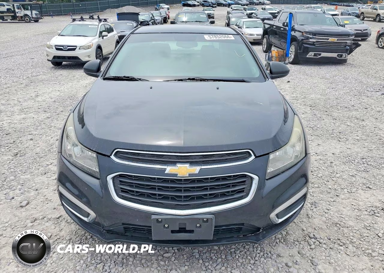 2015 Chevrolet Cruze Ls VIN:1G1PA5SH2F7250912 - 5