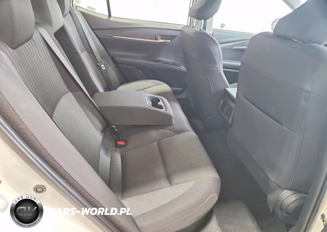 2025 Toyota Camry Le VIN:4T1DAACK2SU022218 - 10