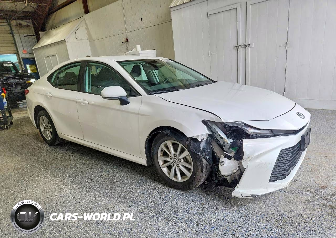 2025 Toyota Camry Le VIN:4T1DAACK2SU022218 - 4