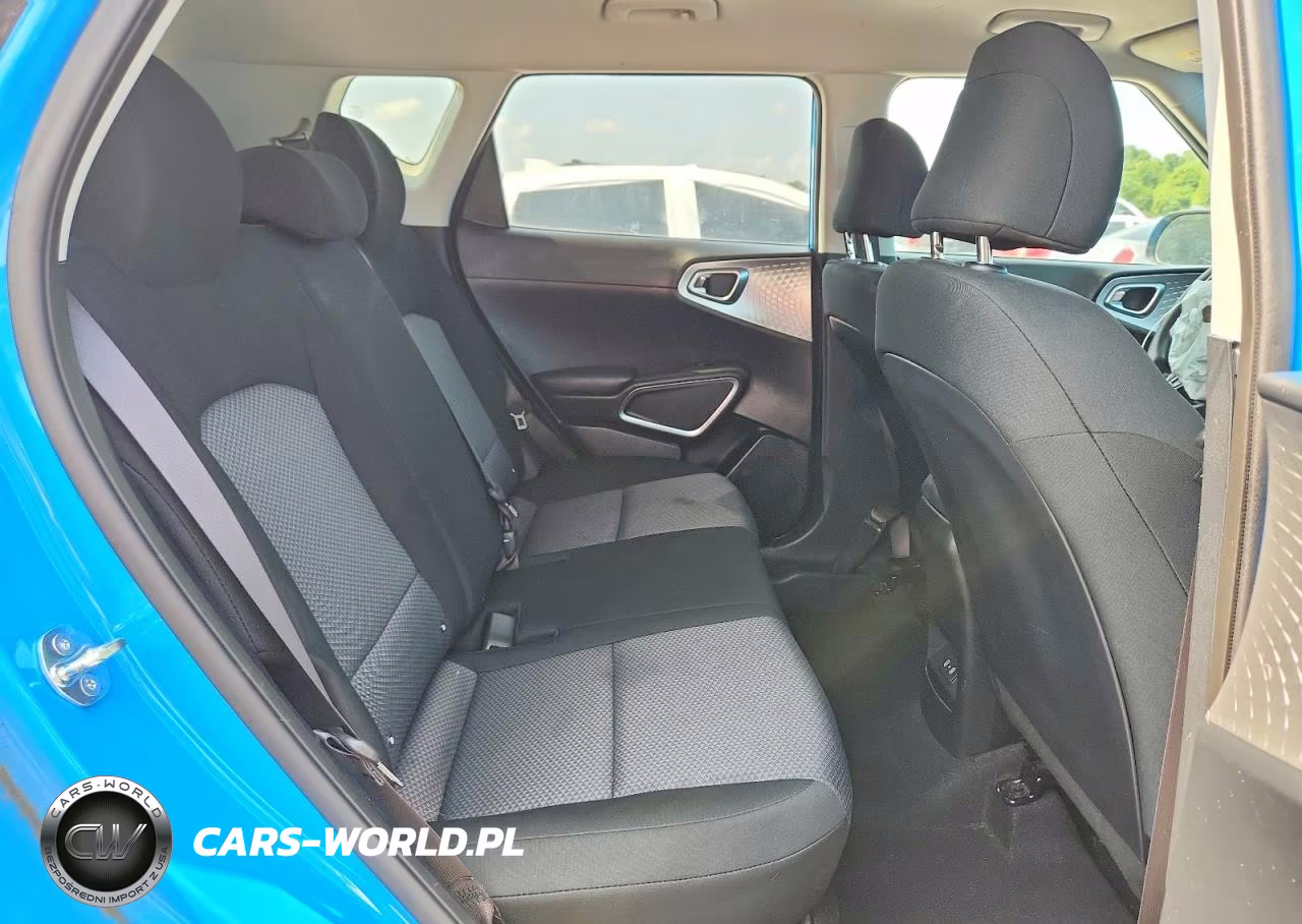 2023 Kia Soul S VIN:KNDJ23AU1P7210349 - 11