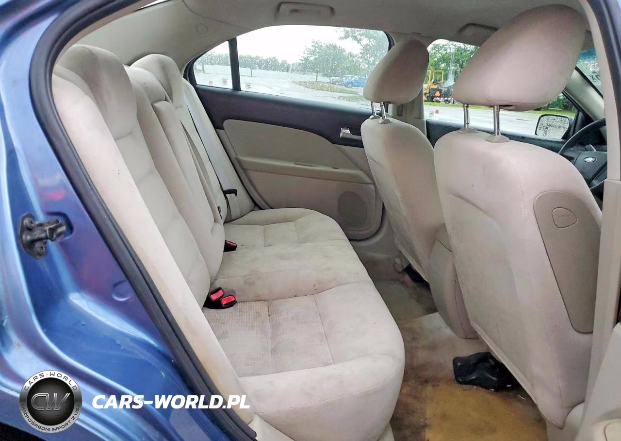 2009 Ford Fusion S VIN:3FAHP06Z49R111609 - 10