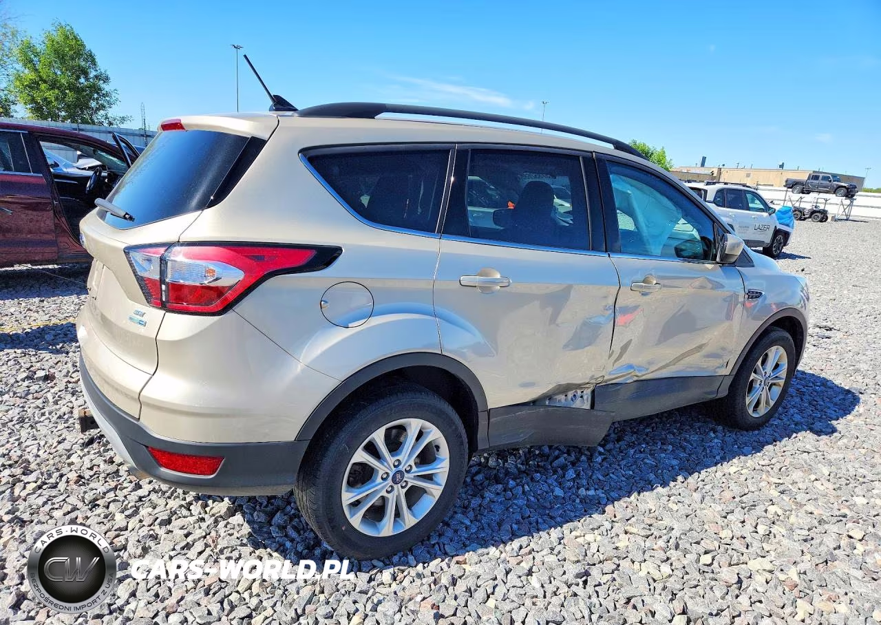 2018 Ford Escape Se VIN:1FMCU9GD9JUA97817 - 3