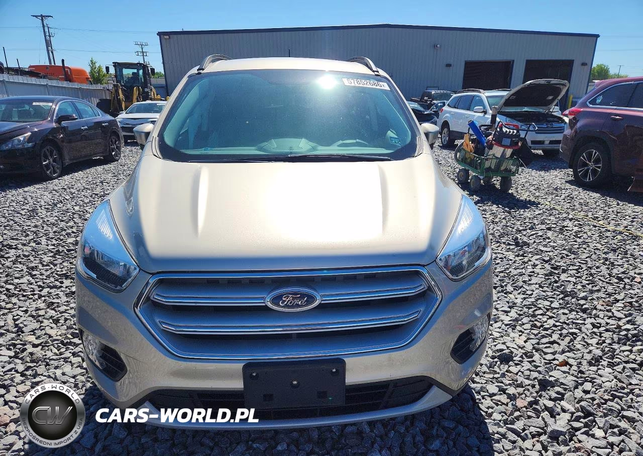 2018 Ford Escape Se VIN:1FMCU9GD9JUA97817 - 5