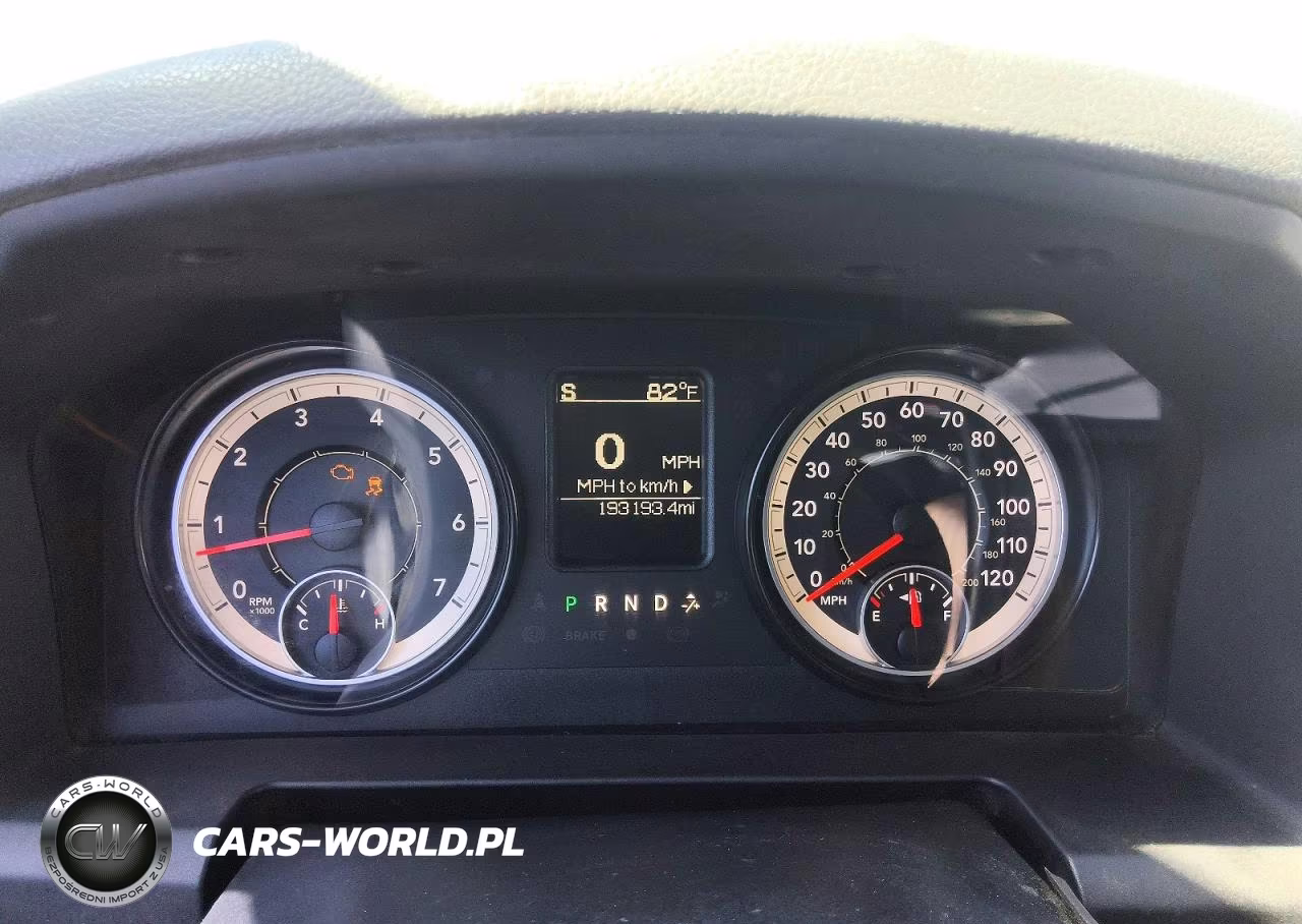 2016 Ram 2500 St VIN:3C6UR5CJ3GG281605 - 9