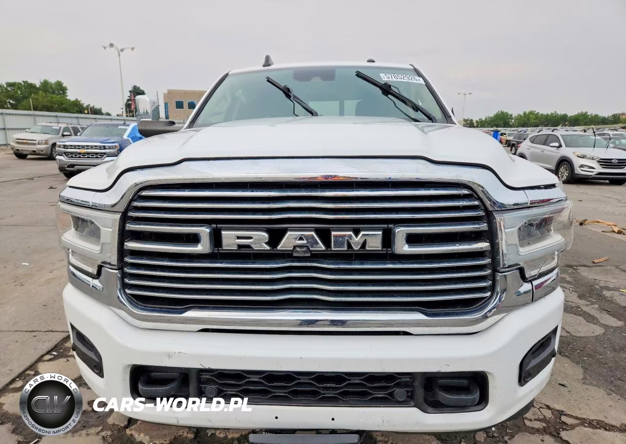 2022 Ram 3500 Laramie VIN:3C63R3JLXNG152696 - 5
