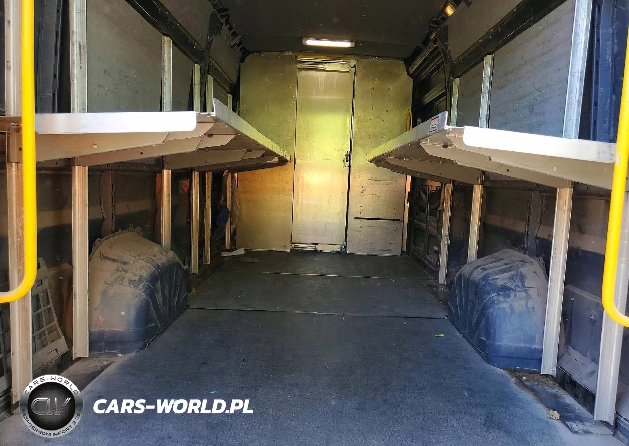 2020 Ram Promaster 3500 Delivery Van VIN:3C6URVJG8LE136444 - 10