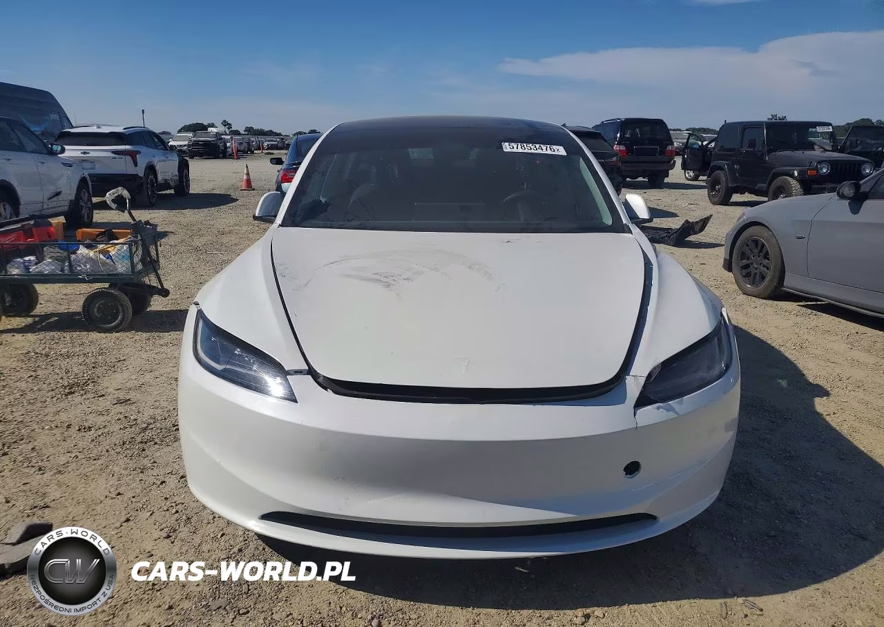 2025 Tesla Model 3 VIN:5YJ3E1EAXSF914640 - 5