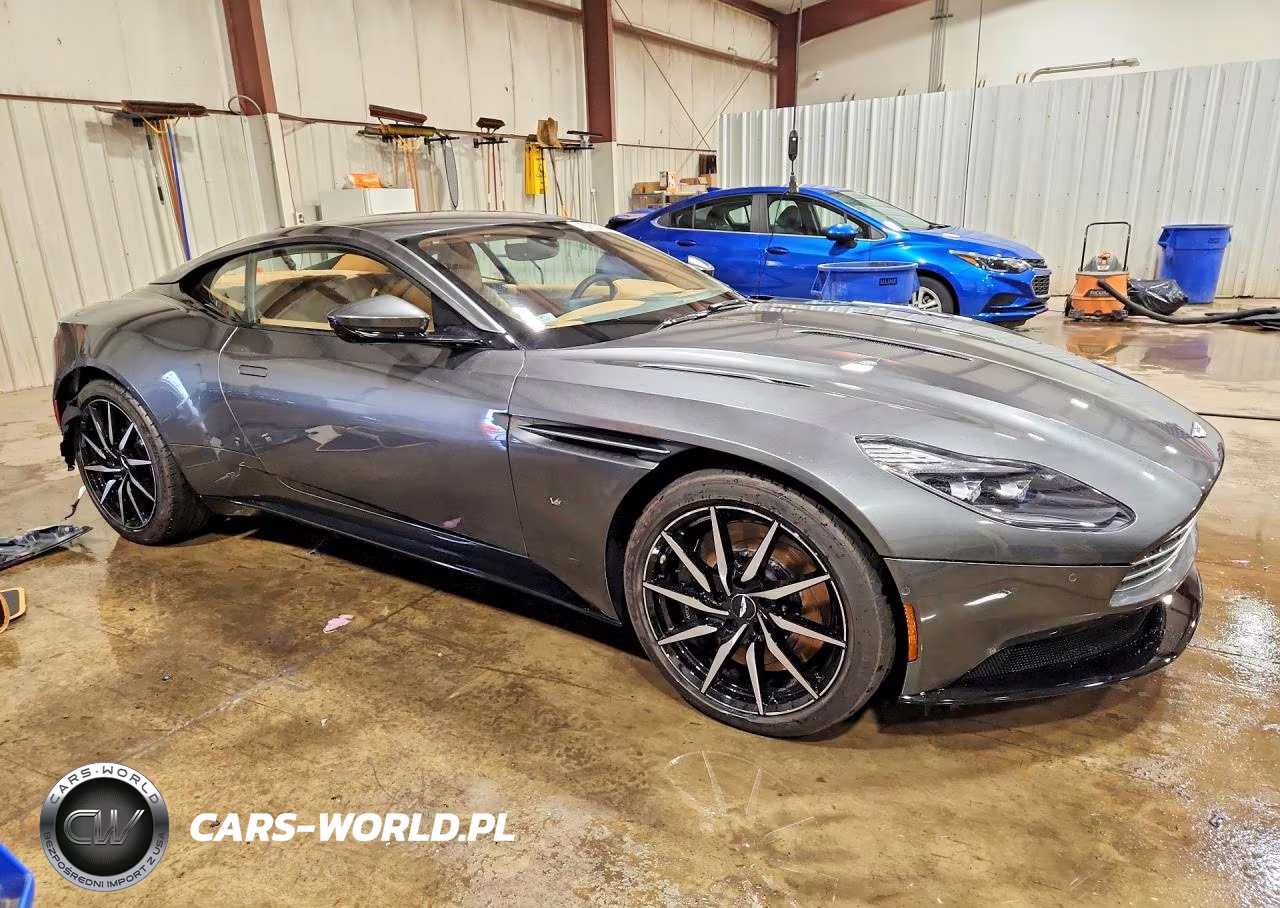 2017 Aston Martin Db11 VIN:SCFRMFAV2HGL02578 - 4