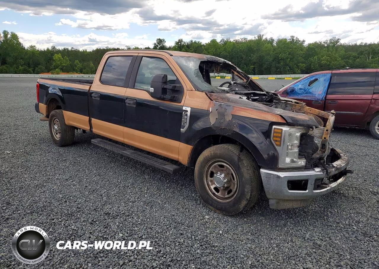 2018 Ford F350 Super Duty VIN:1FT8W3A67JEC83653 - 4