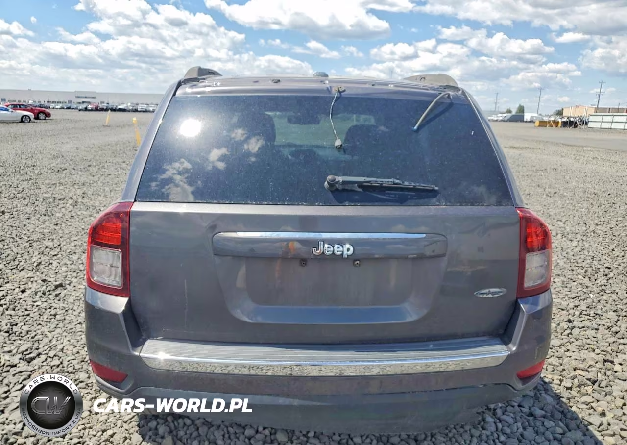 2015 Jeep Compass Latitude VIN:1C4NJCEA6FD185954 - 6