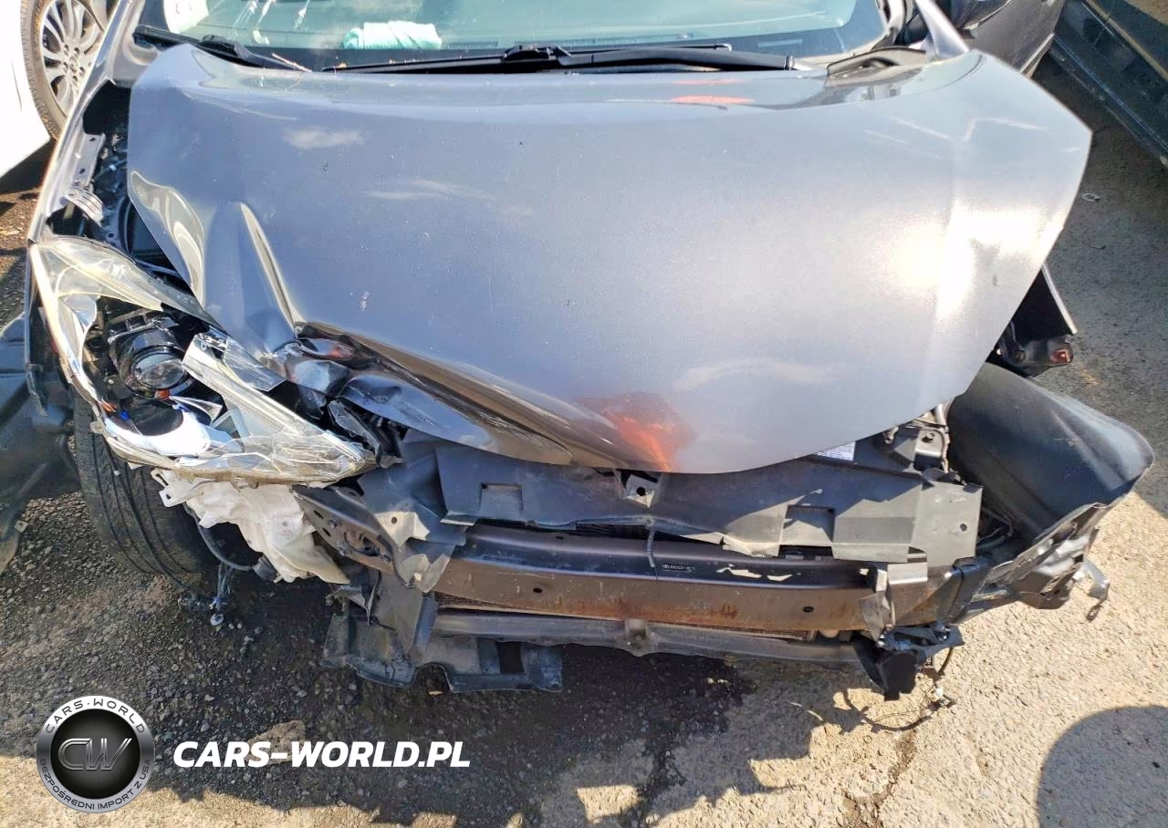 2015 Toyota Prius C One VIN:JTDKDTB32F1108175 - 11