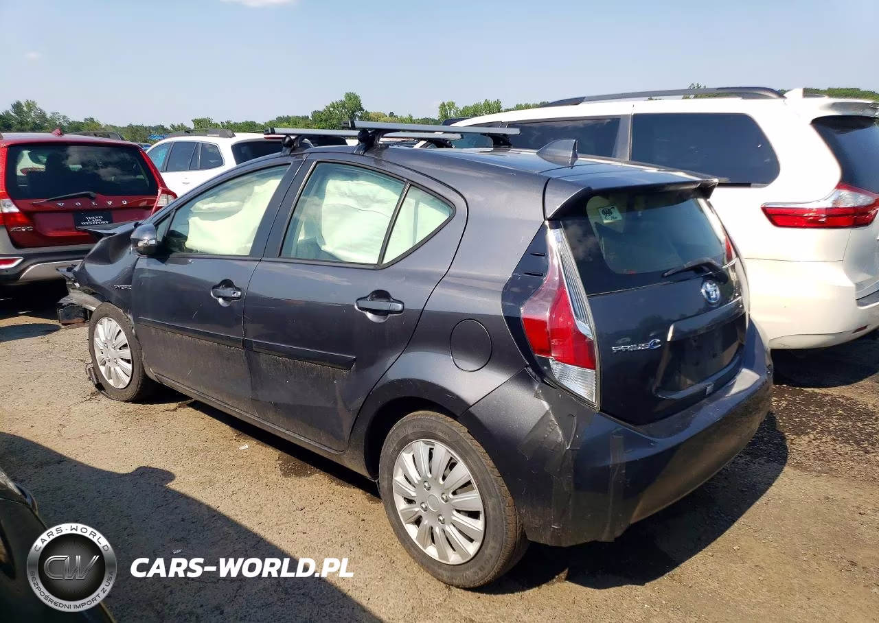 2015 Toyota Prius C One VIN:JTDKDTB32F1108175 - 2