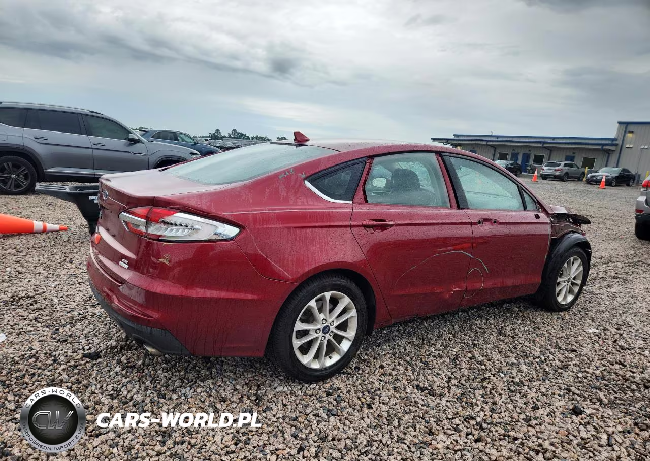 2019 Ford Fusion Se VIN:3FA6P0HD8KR146555 - 3