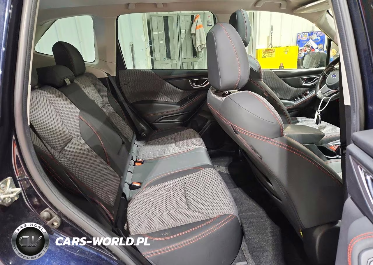 2020 Subaru Forester Sport VIN:JF2SKALC9LH435864 - 11