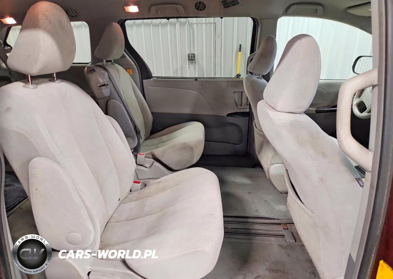 2013 Toyota Sienna Le VIN:5TDKK3DC4DS386840 - 10