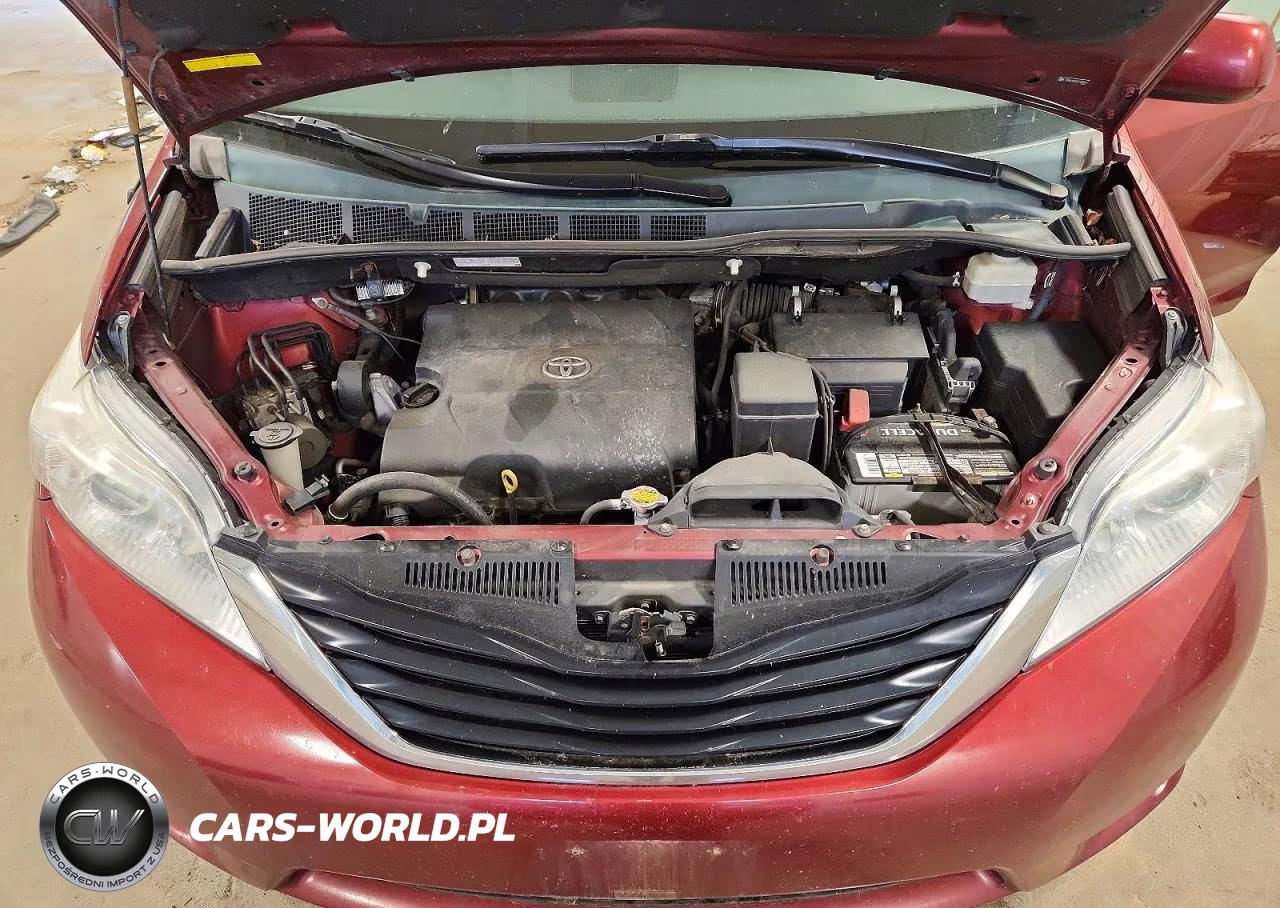 2013 Toyota Sienna Le VIN:5TDKK3DC4DS386840 - 11
