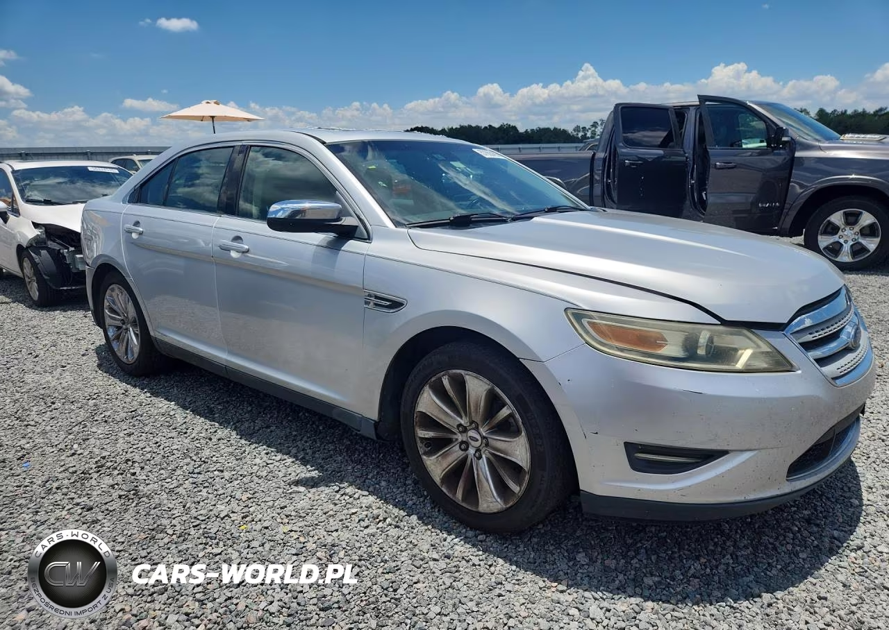 2010 Ford Taurus Limited VIN:1FAHP2FW9AG125762 - 4
