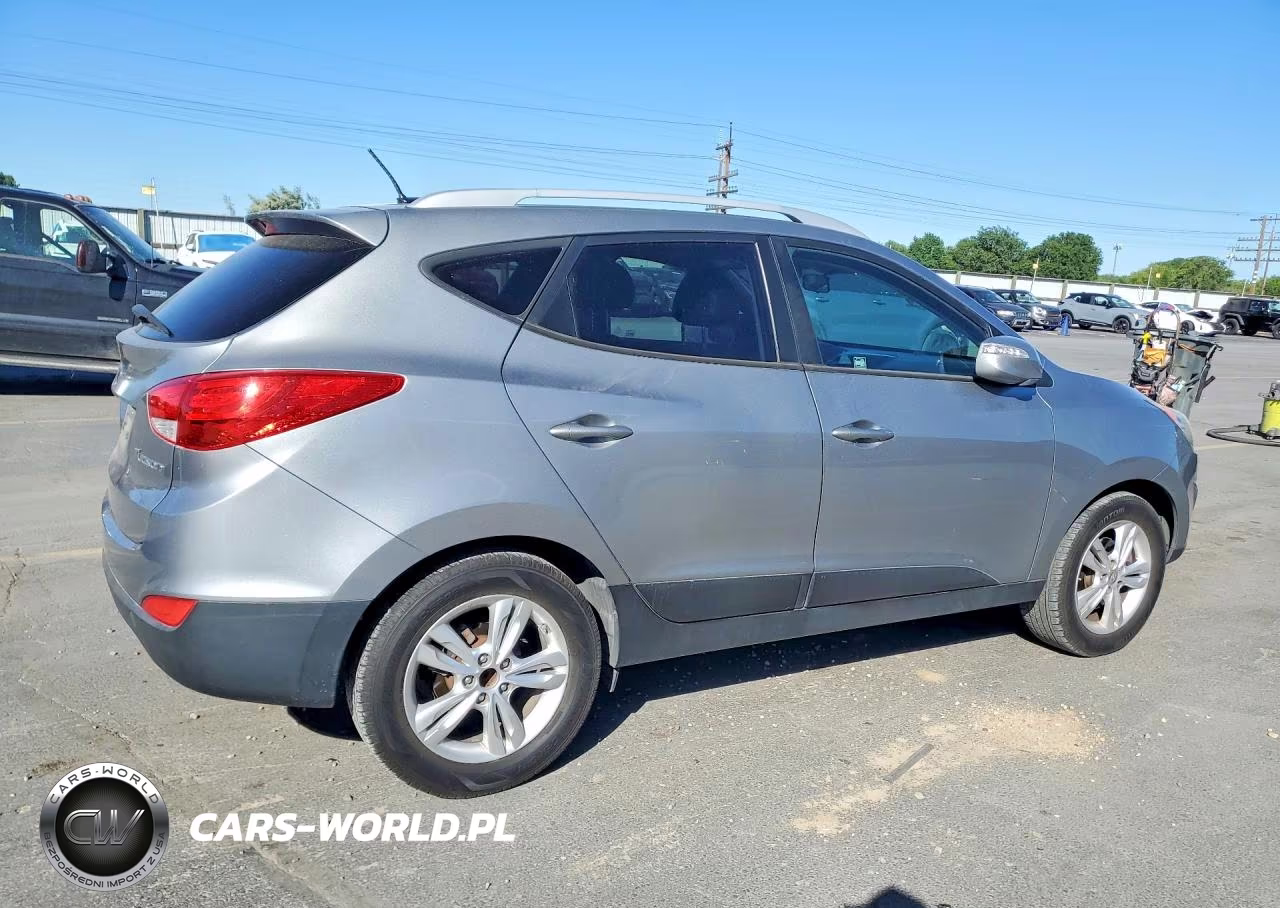 2013 Hyundai Tucson Gls VIN:KM8JU3AC5DU638340 - 3