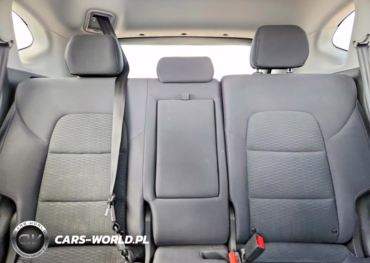 2021 Hyundai Tucson Value VIN:KM8J33A42MU381195 - 10