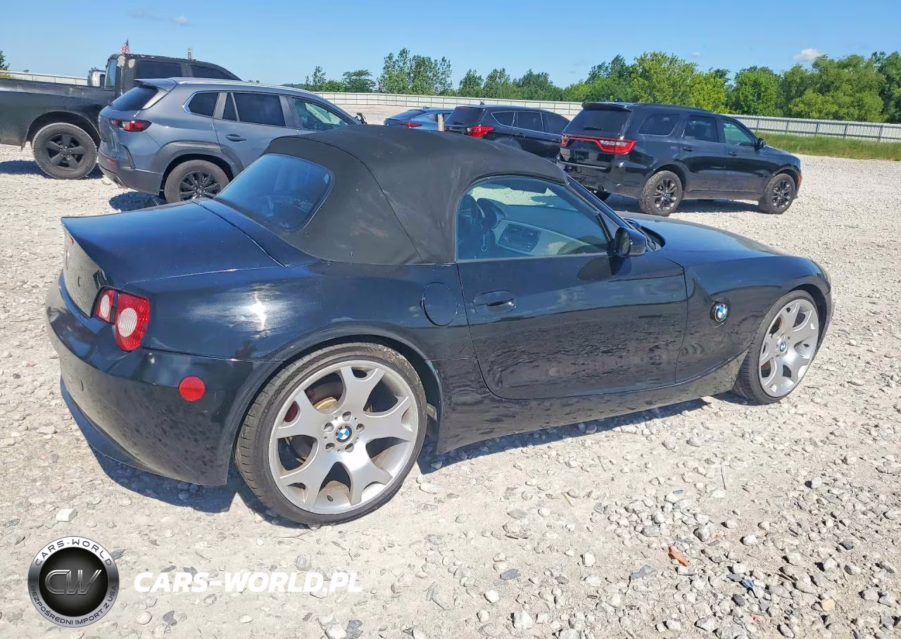 2005 BMW Z4 3.0 VIN:4USBT53575LU09200 - 3
