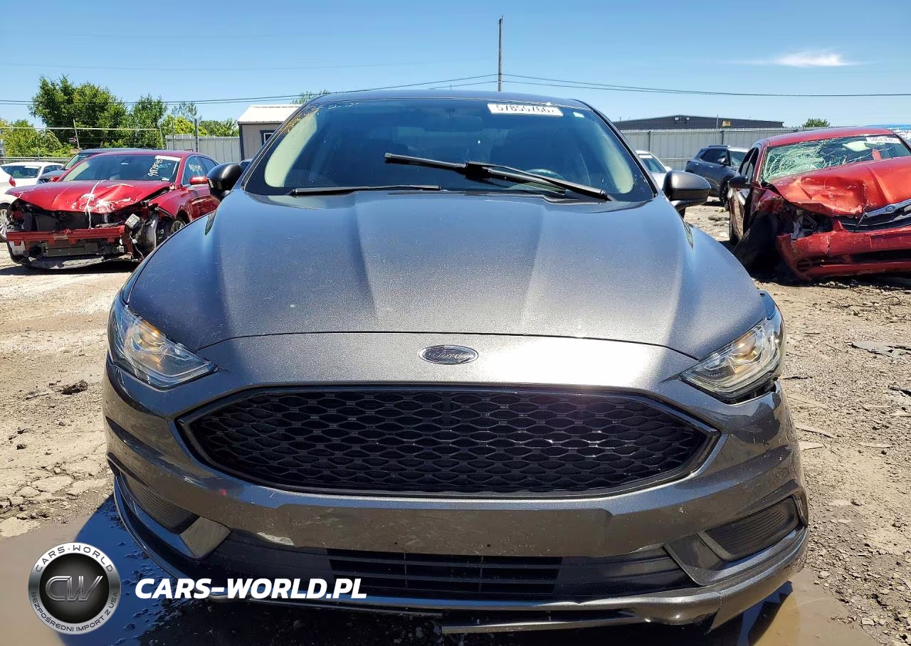 2017 Ford Fusion Se VIN:3FA6P0H74HR415492 - 5