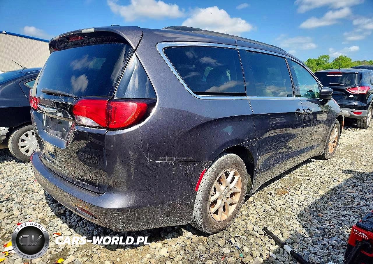 2021 Chrysler Voyager Lxi VIN:2C4RC1DG0MR549849 - 3