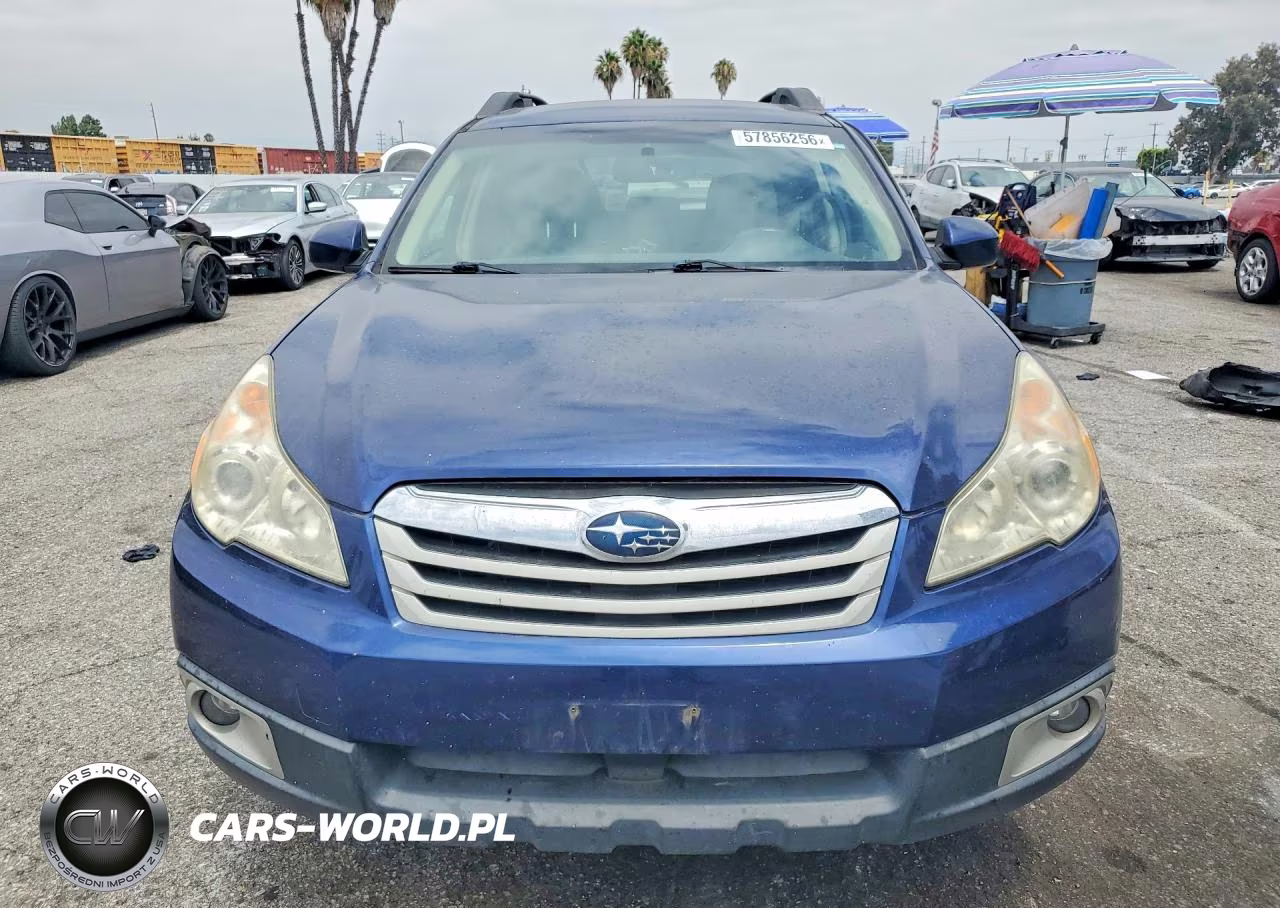 2011 Subaru Outback 2.5I Premium VIN:4S4BRBCCXB3441843 - 5