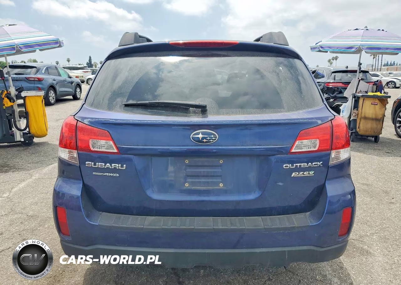 2011 Subaru Outback 2.5I Premium VIN:4S4BRBCCXB3441843 - 6
