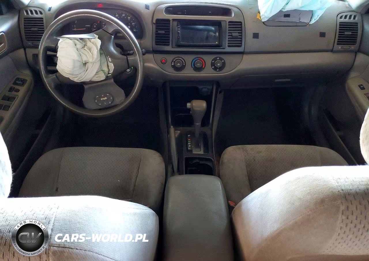 2003 Toyota Camry Le VIN:4T1BE32K93U179254 - 8