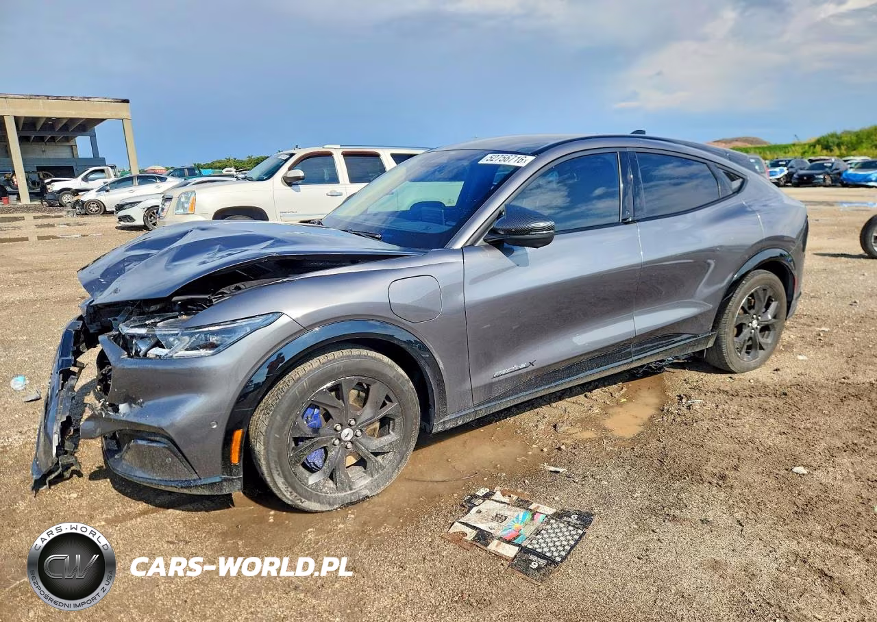 2023 Ford Mustang Mach-E Premium – zdjęcie 1 z 12