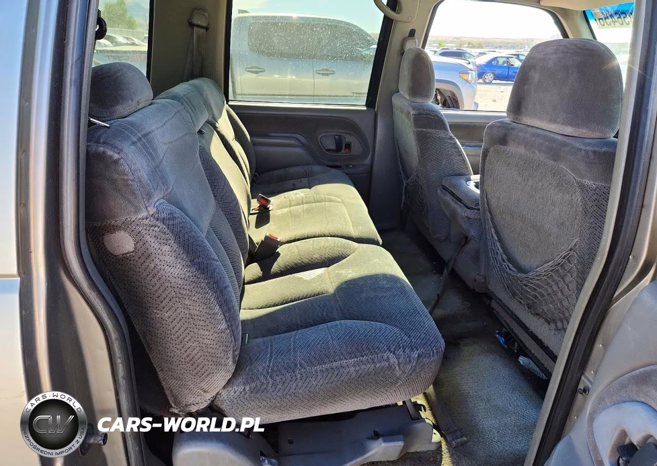 1999 Chevrolet Suburban K1500 VIN:1GNFK16R1XJ559522 - 10