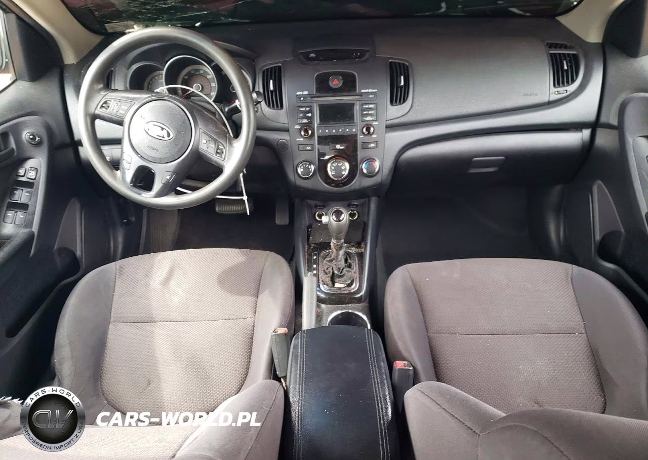 2012 Kia Forte VIN:KNAFU4A23C5567815 - 8