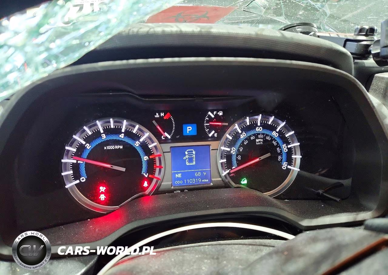 2018 Toyota 4Runner Limited VIN:JTEBU5JR0J5600511 - 9