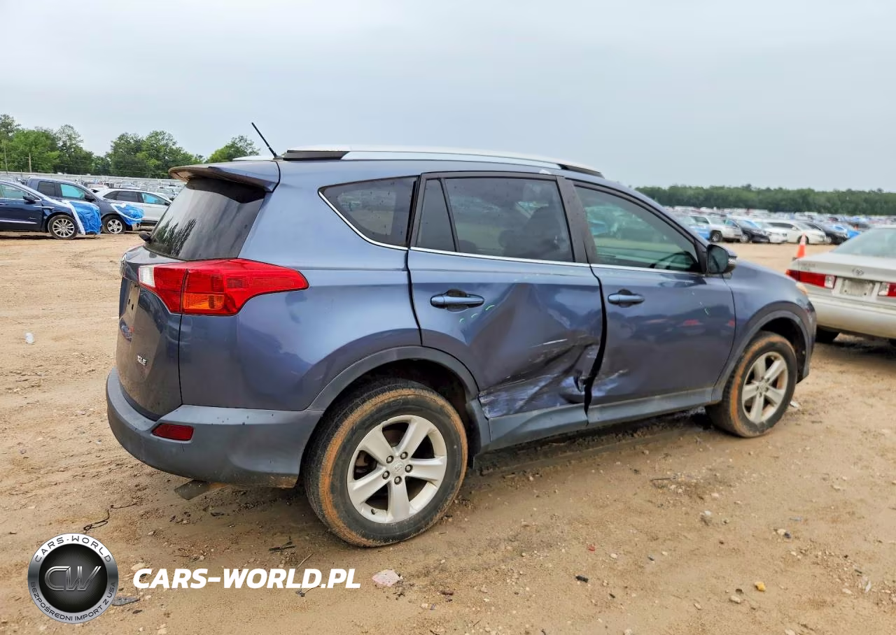 2013 Toyota Rav4 Xle VIN:2T3WFREV7DW051563 - 3