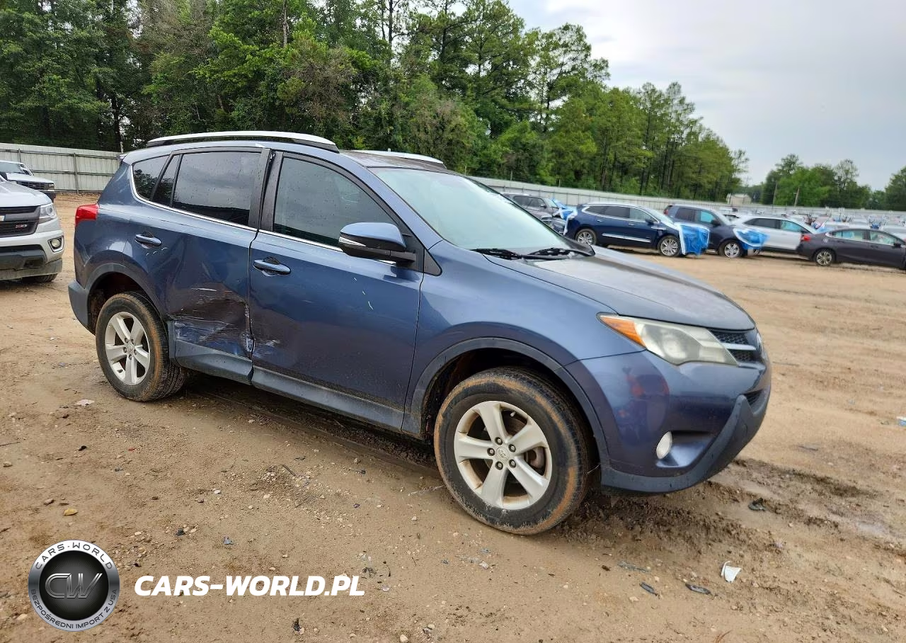 2013 Toyota Rav4 Xle VIN:2T3WFREV7DW051563 - 4