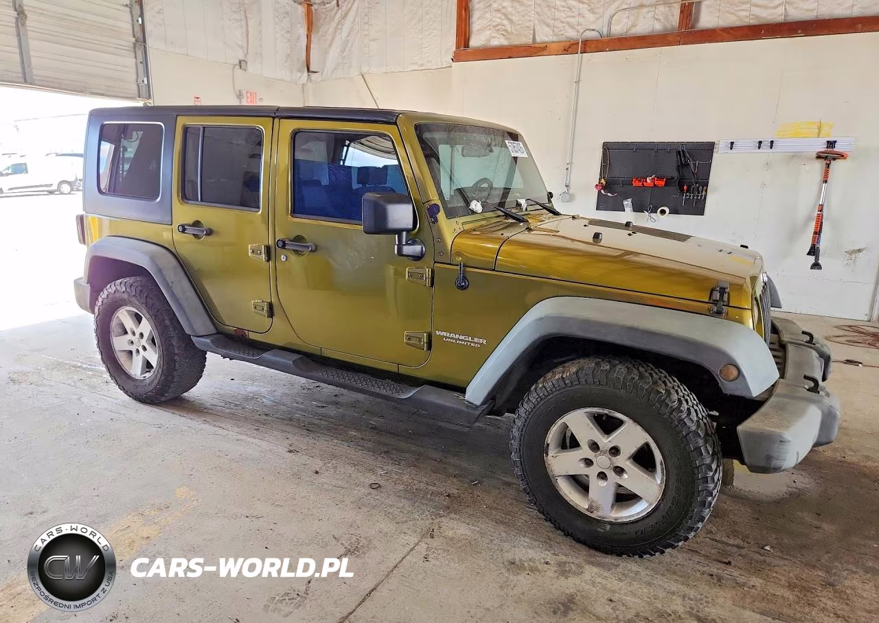 2008 Jeep Wrangler Unlimited X VIN:1J4GA391X8L529078 - 4