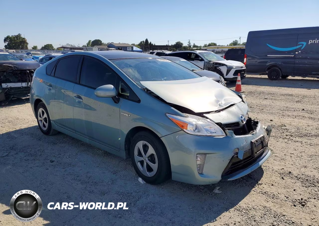 2013 Toyota Prius Three VIN:JTDKN3DU4D1731975 - 4
