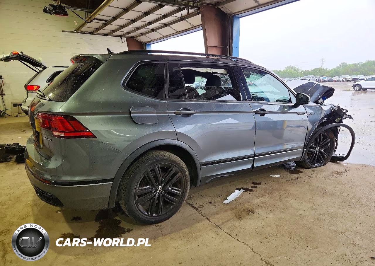 2022 Volkswagen Tiguan Se R-Line Black VIN:3VV8B7AX9NM047969 - 3